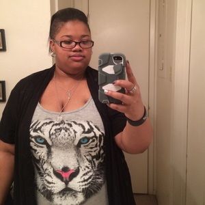 Meet your Posher, Gina